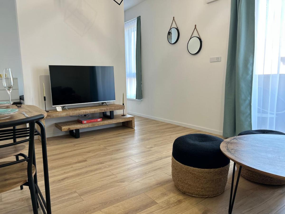 Cozy 1-Bedroom Condo Miloslavov Luaran gambar