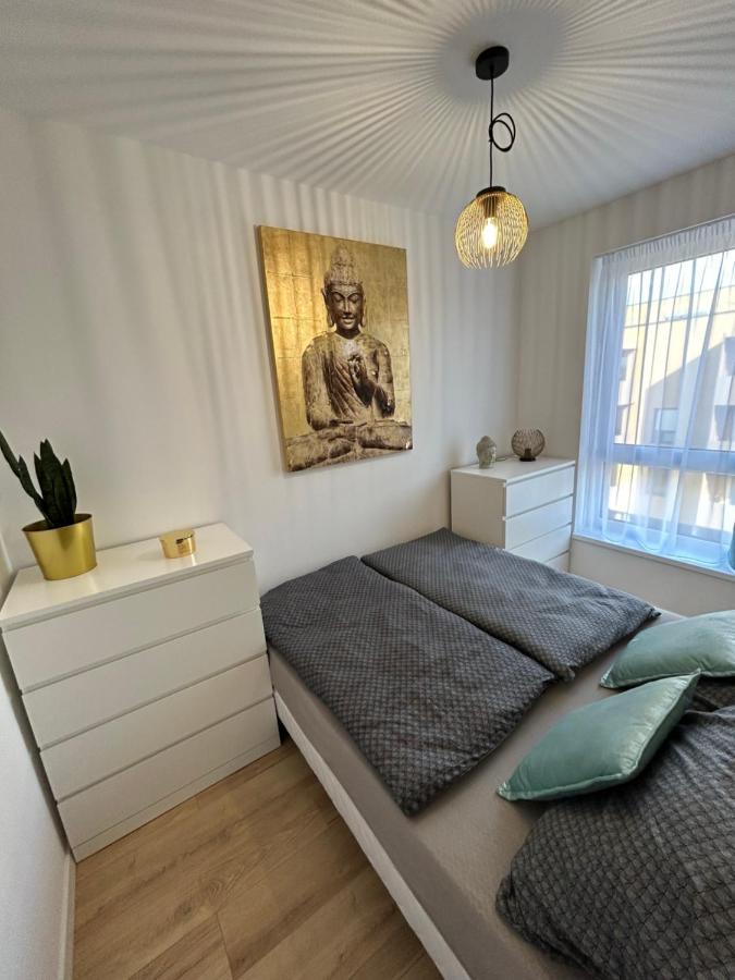 Cozy 1-Bedroom Condo Miloslavov Luaran gambar